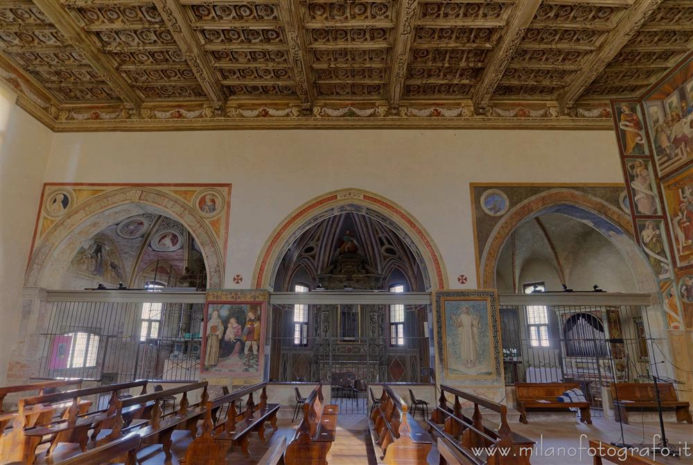 Caravaggio (Bergamo, Italy) - Left internal wall of the Church of San Bernardino